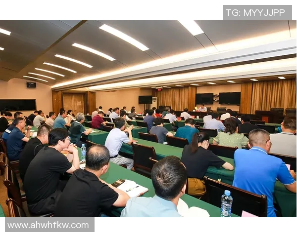 足球承诺图揭示球员对梦想与责任的坚定信念与追求